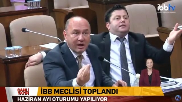 İBB Meclisi’nde gerilim: Salonu terk ettiler