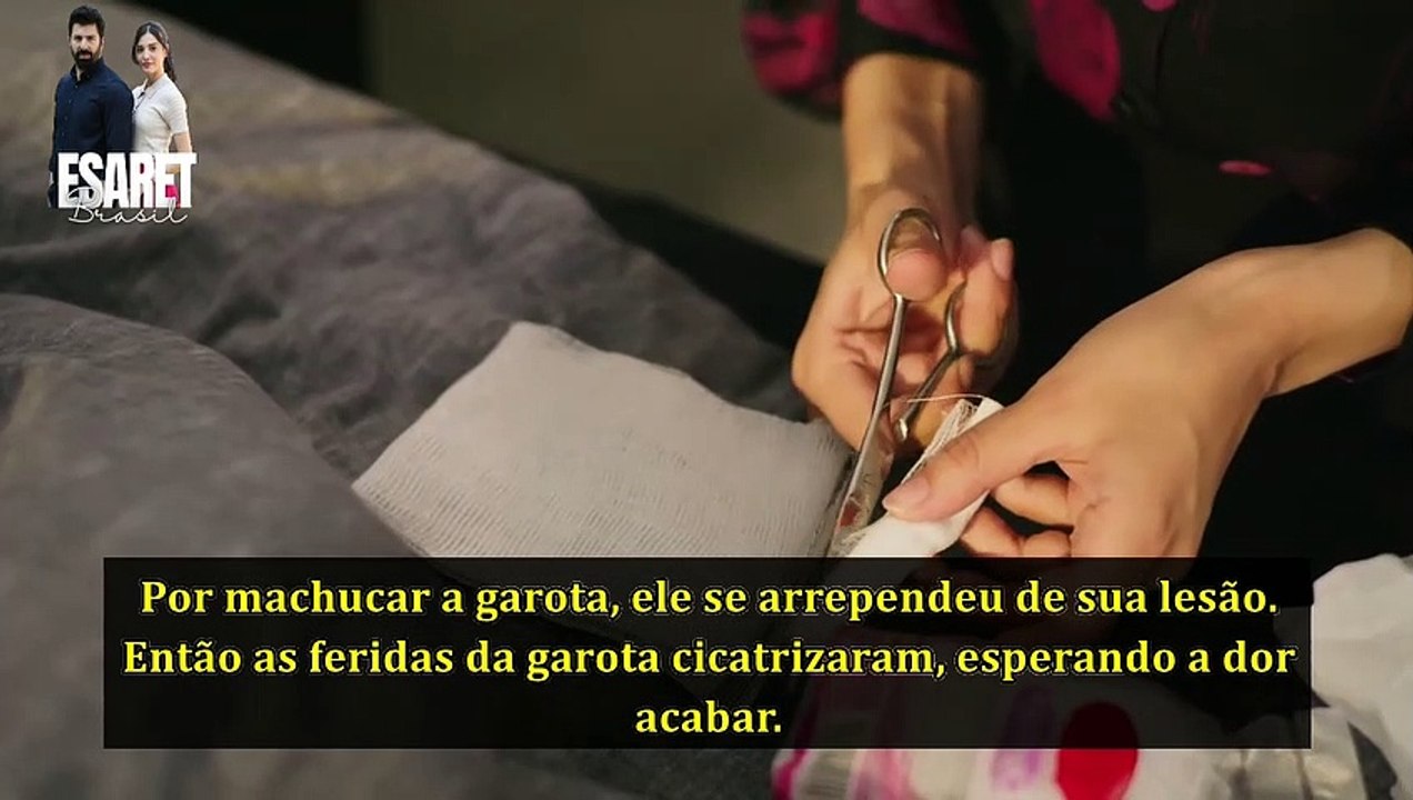 Hira troca o curativo de Orhun - CENA EP 133