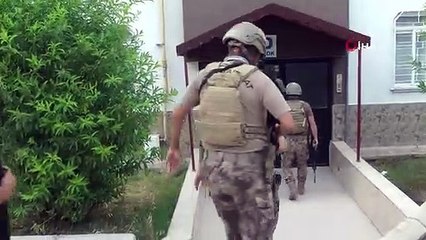 Mersin'de FETÖ'nün mahrem yapılanmasına operasyon: 23 gözaltı