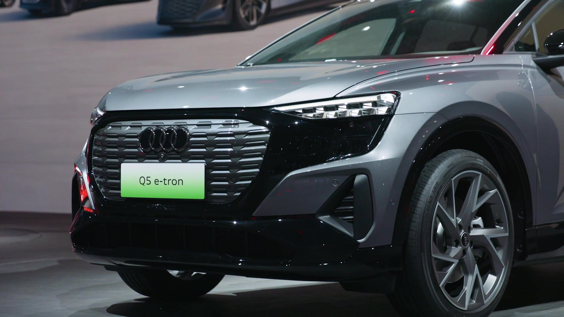 Audi q5 e tron sportback outlet