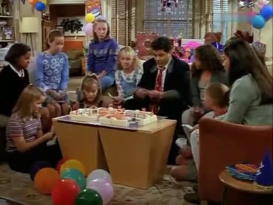 Ein Vater zum Küssen - Holz vor der Hütte