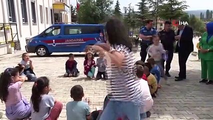 Hisarcık'ta unutulmaya yüz tutan eski oyunlar hayat buldu