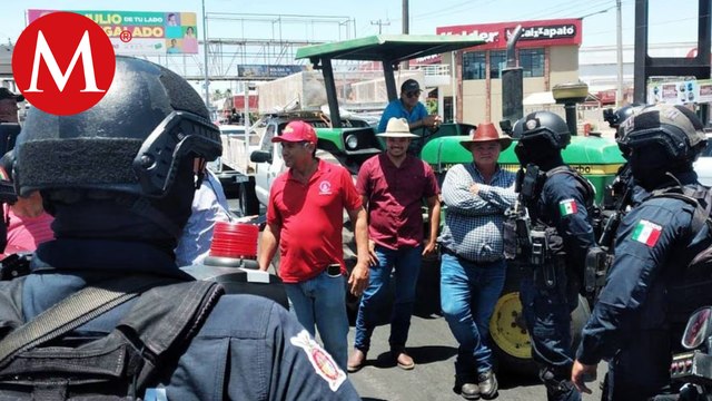 Cumple 31 horas la toma del Aeropuerto de Culiacán, Rubén Rocha Moya condiciona las negociaciones