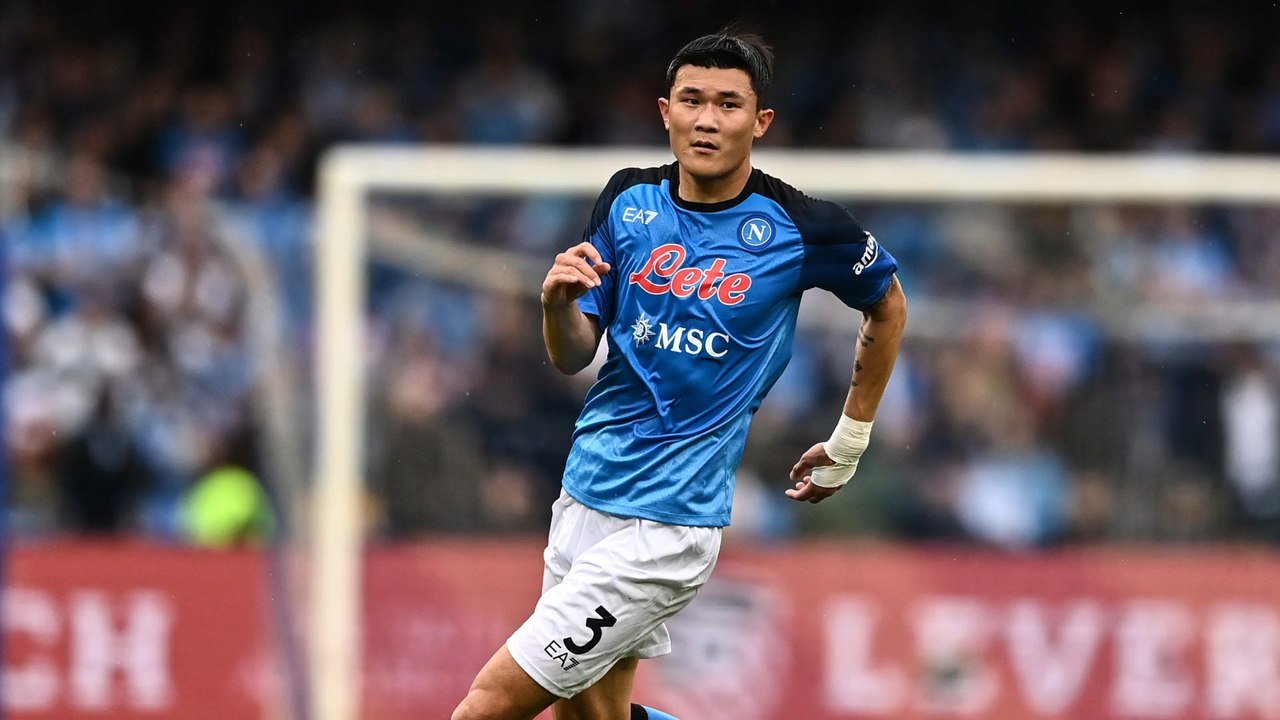 Hernandez-Ersatz: FC Bayern will wohl "Monster" verpflichten!