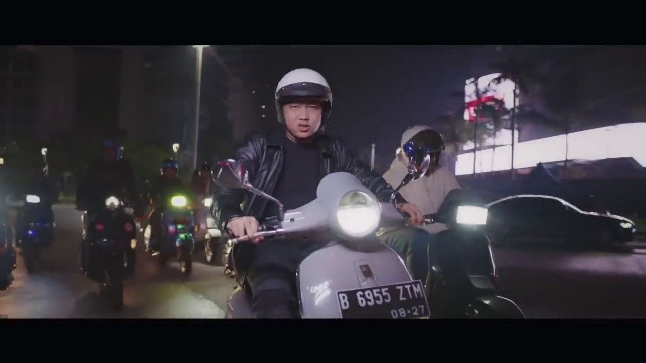 DENNY CAKNAN - WANI GELUTE -Official Music Video- albumkalihwelasku