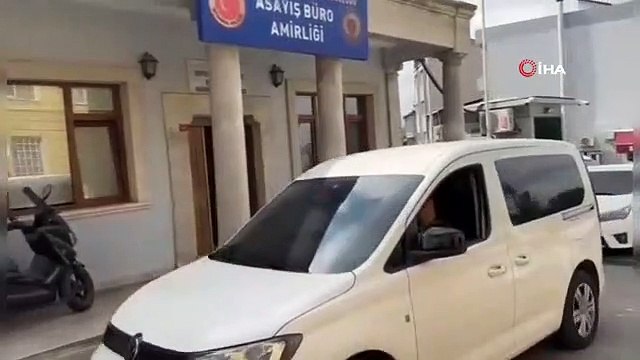 Kadını evinin önünde bıçakla tehdit etti - Polis ekipleri şüpheliyi yakalayarak gözaltına aldı