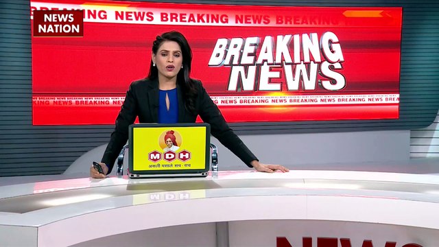 Delhi: कोचिंग सेंटर में आग का तांडव, रस्सी के सहारे बाहर आ रहे छात्र