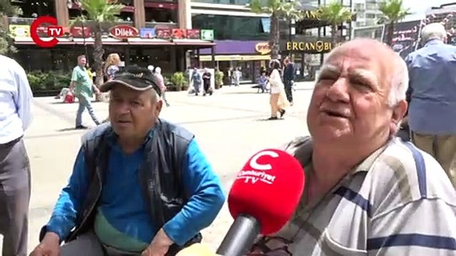 Gaziosmanpaşa, AKP'ye adeta ateş püskürdü! Emeklilerin anası ağlamış, çukur kazıp bizi içine atın
