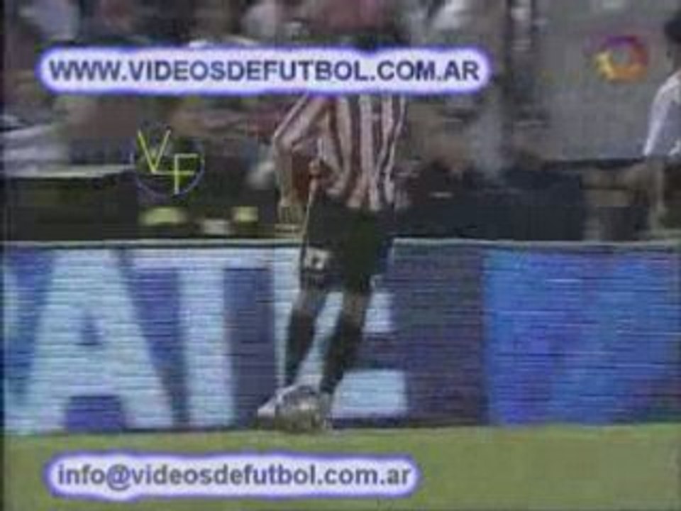 Racing 1 - Estudiantes 2 (Lazzaro)