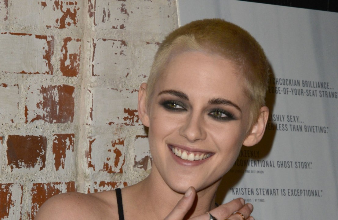 Kristen stewart: zusammenarbeit mit dylan meyer an "echt verdammt dummer" kiffer-komödie