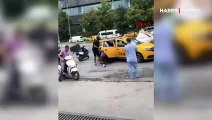 Beyoğlu'nda bir kadın kendini yere atarak taksiciye tepki gösterdi
