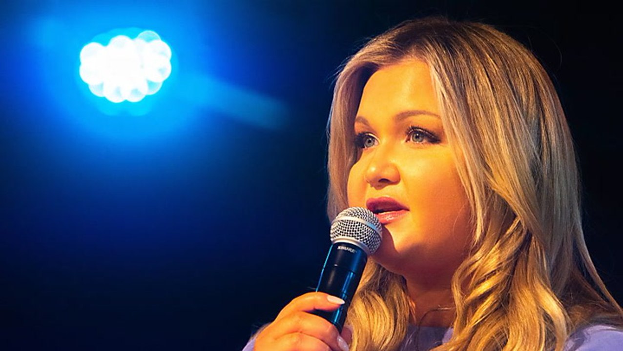 Sophia thiel schockiert: nach trennung hagelt es fiese kommentare