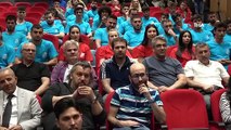 Kütahya Dumlupınar Üniversitesi Spor Bilimleri Fakültesi'nde Başarılı Öğrencilere Teşekkür Belgesi