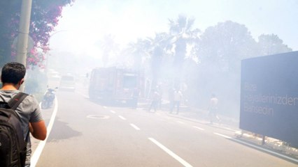 Ünlülerin milyon dolarlık villaları yanıyordu