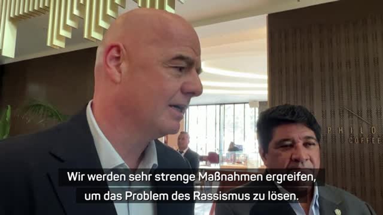Infantino zu Rassismus: 'Strenge Maßnahmen ergreifen'