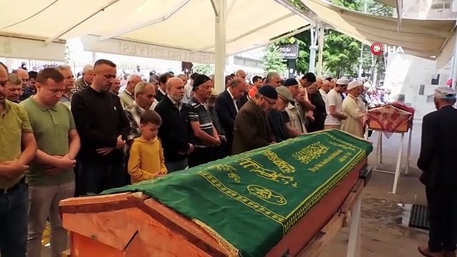 Boşanma aşamasındaki kocası tarafından öldürülen doktor son yolculuğuna uğurlandı