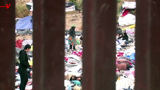 Texas Governor Sends Migrants to Los Angeles