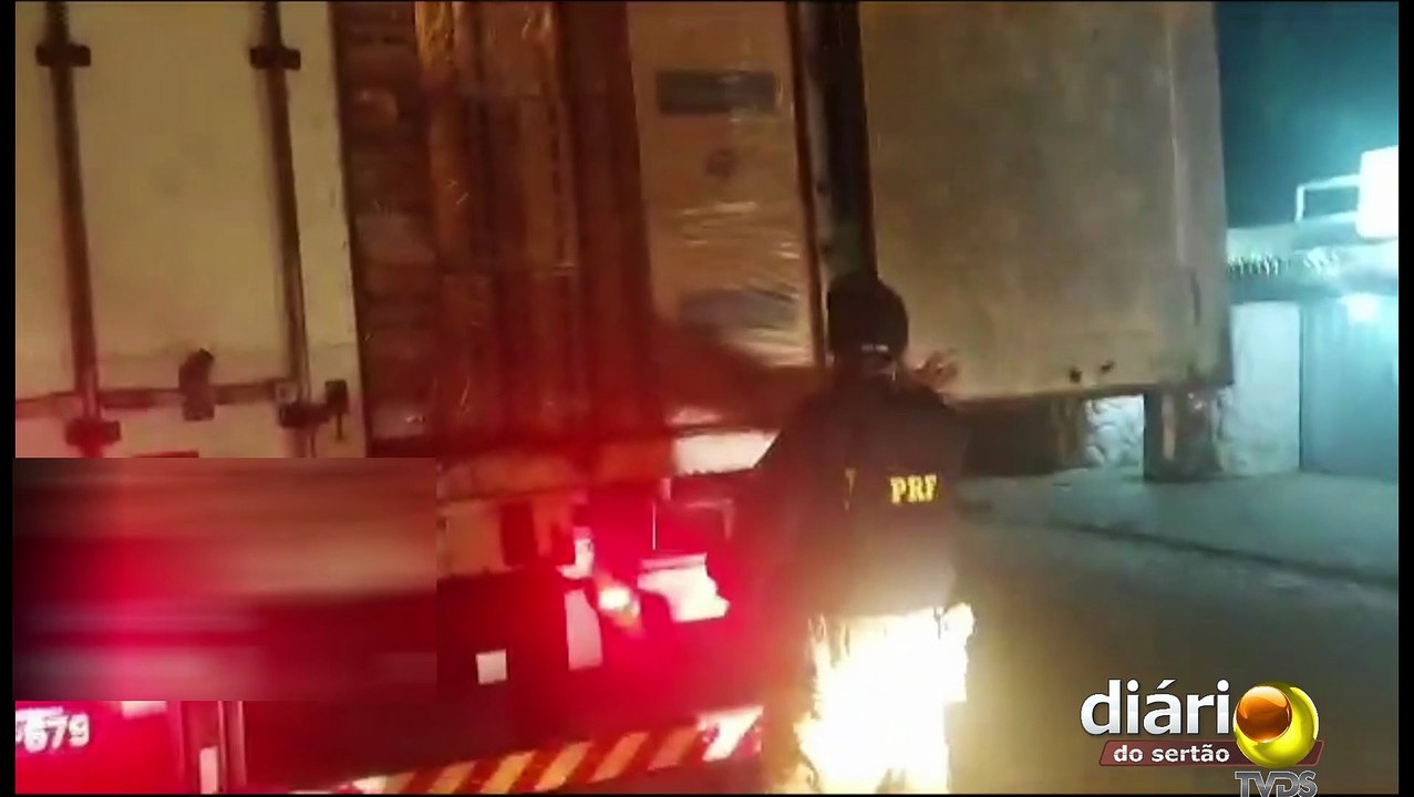 Carga de cigarros contrabandeados do Paraguai que ia de Cajazeiras para Campina é apreendida pela PRF