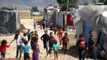 لاجئون سوريون يفضلون قساوة الحياة في لبنان على العودة إلى بلدهم