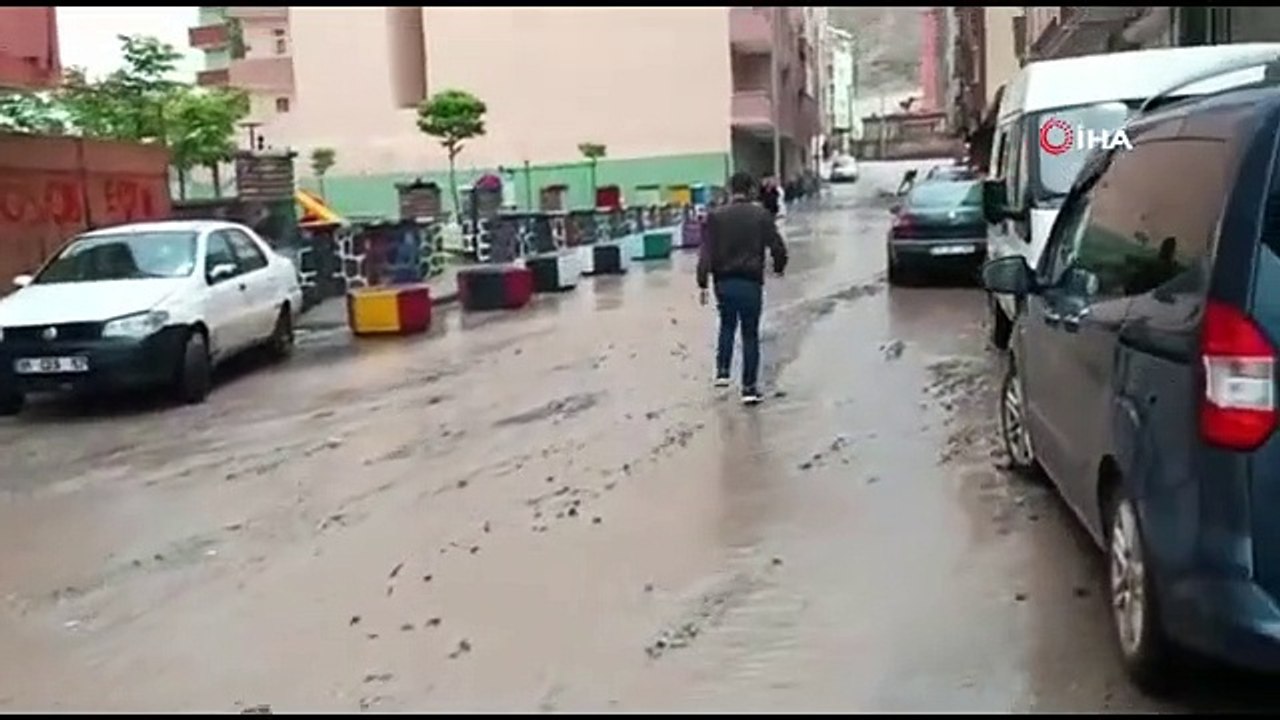 De fortes pluies provoquent des inondations à Ağrı