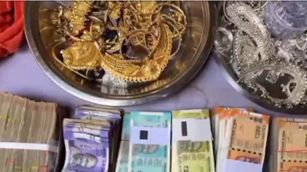 सहकारी समिति प्रबंधक के घर पर EOW का का छापा, कार्यवाही से मचा हड़कंप