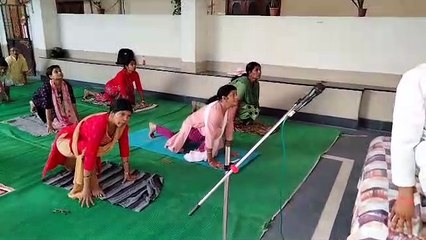 1250 लोगों ने एक साथ किया सिंहासन दर्ज हुआ गोल्डन बुक ऑफ वल्र्ड रिकार्ड