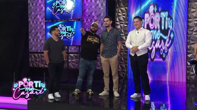 VIDEO: Víctor así la paso en su cita triple en la alberca