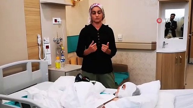 Alors que les deux cousins ​​regardaient des dessins animés, le feu de la prise a englouti la pièce： 1 grièvement, 2 blessés