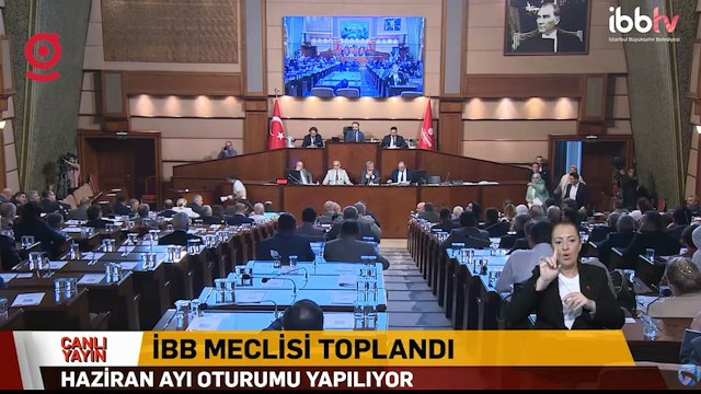 İBB Meclis Üyesi Şenol, 'Ekrem Başkan yendikçe, siz de dava açıyorsunuz' diyerek eski dosyaları açtı