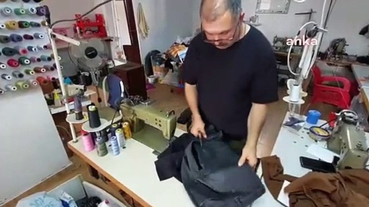 Terziler, İnsanların Eski Kıyafetlerini Tadilata Getirdiğini Söylüyor