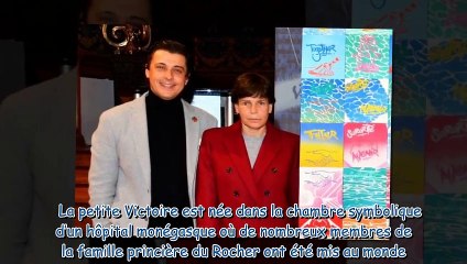 Stéphanie de Monaco grand-mère  sa petite-fille déjà très complice avec l’ami fidèle de la famille