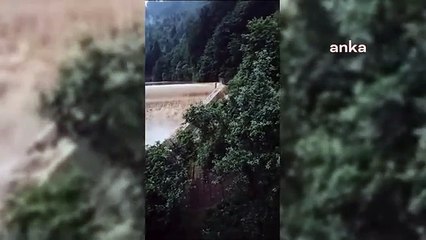 Rize'de Hemşin Deresi taştı