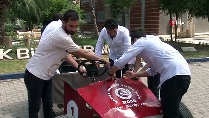 Şanlıurfalı gençler atıl malzemelerden otomobil tasarladı