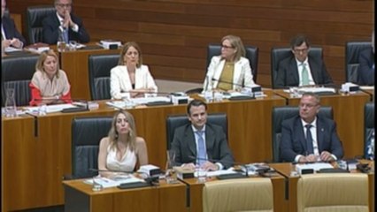 Feijóo hace equilibrios entre vetos y pactos para mostrar que no solo depende de Vox