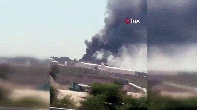 Bursa'da fabrika yangını: Gökyüzü siyah dumanla kaplandı