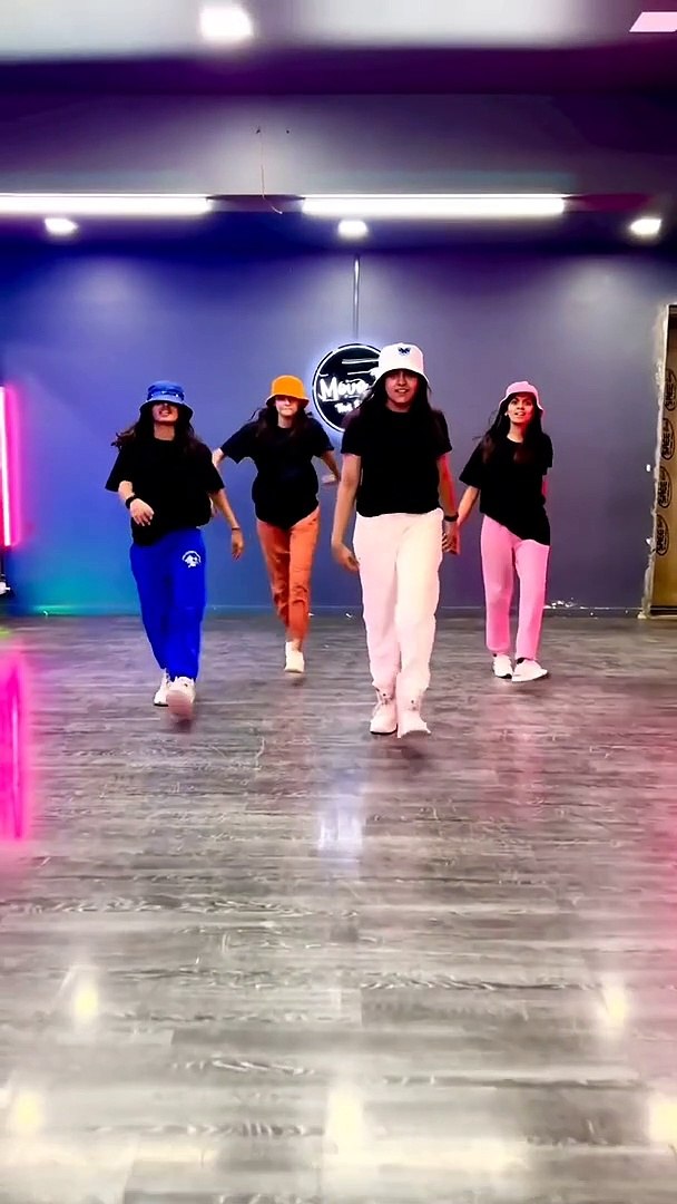 ⁣Genda phool song dance video movie songs #trending #shorts