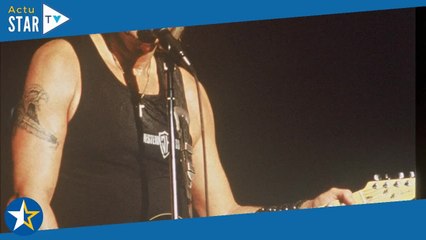 Johnny Hallyday aurait eu 80 ans : sa tombe à Saint-Barthélemy magnifiquement refleurie pour lui ren