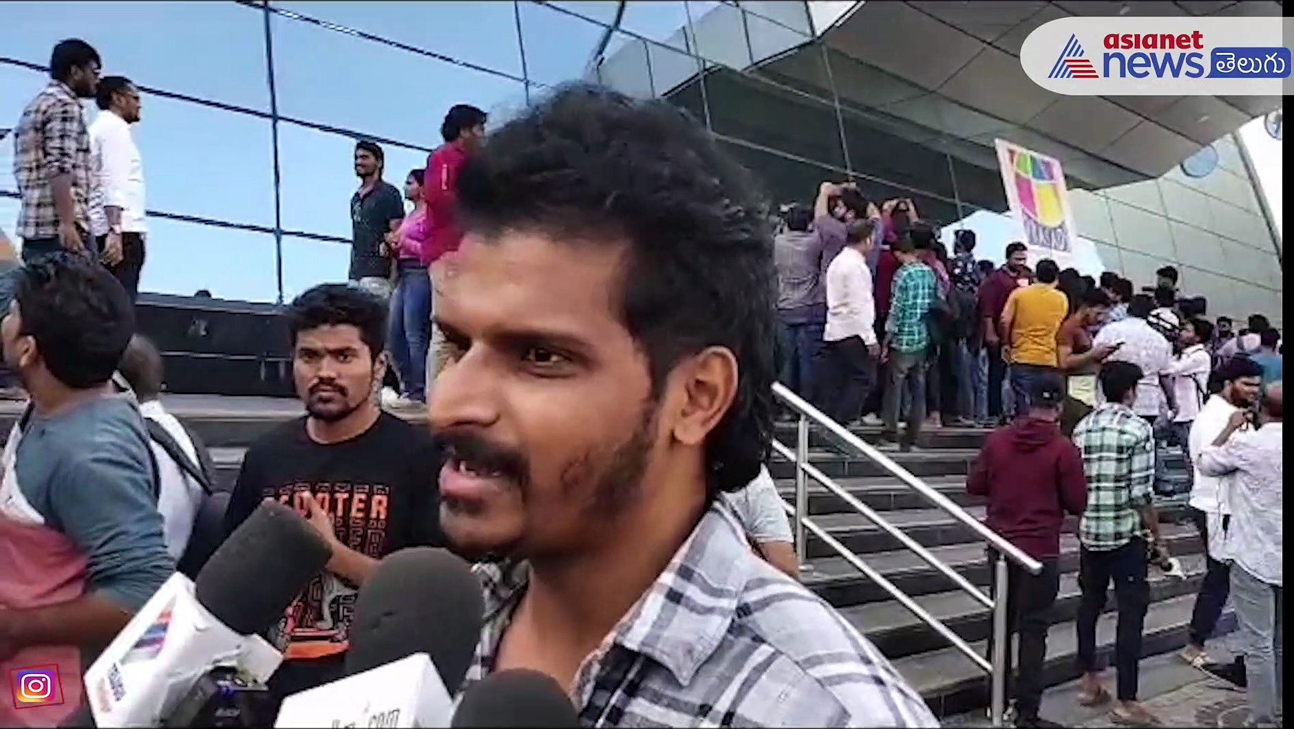 ఆదిపురుష్ మూవీ పబ్లిక్ టాక్ : జస్ట్ యావరేజ్ సినిమా