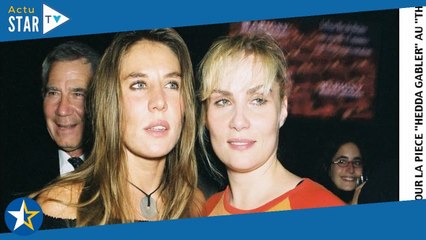 "Le genre de petite phrase qui peut complexer" : Emmanuelle et Mathilde Seigner rivales ? Rares conf