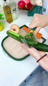 With box storage fruit peeling knife multi-functional storage stainless steel peeling knife apple potato peeling artifact