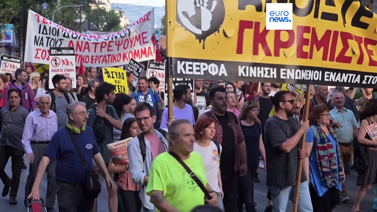 Протесты в Афинах после гибели мигрантов в Иони...