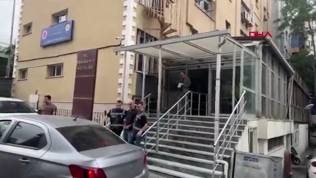 Şişli'de komşusunu sokak ortasında silahla vurarak öldürdü