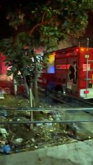 #EnVivo Voraz incendio al interior de lote donde almacenan camiones de transporte público #GuardiaNocturna