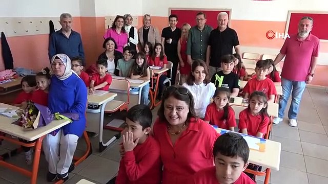 Ordu'da 11 ikiz kardeş aynı anda karne aldı