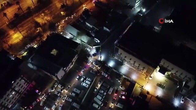 Agissant de concert avec les responsables de l'entreprise, certains des officiers travaillant à Büyükçekmece İŞKUR, avec des pots-de-vin et de faux dossiers d'emploi...