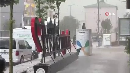 Doğubayazıt'ta selin yaraları sarılıyor