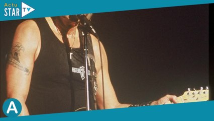 Johnny Hallyday aurait eu 80 ans : sa tombe à Saint-Barthélemy magnifiquement refleurie pour lui ren