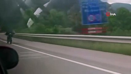 Trafikte Tehlikeli Yolculuklar Kamerada