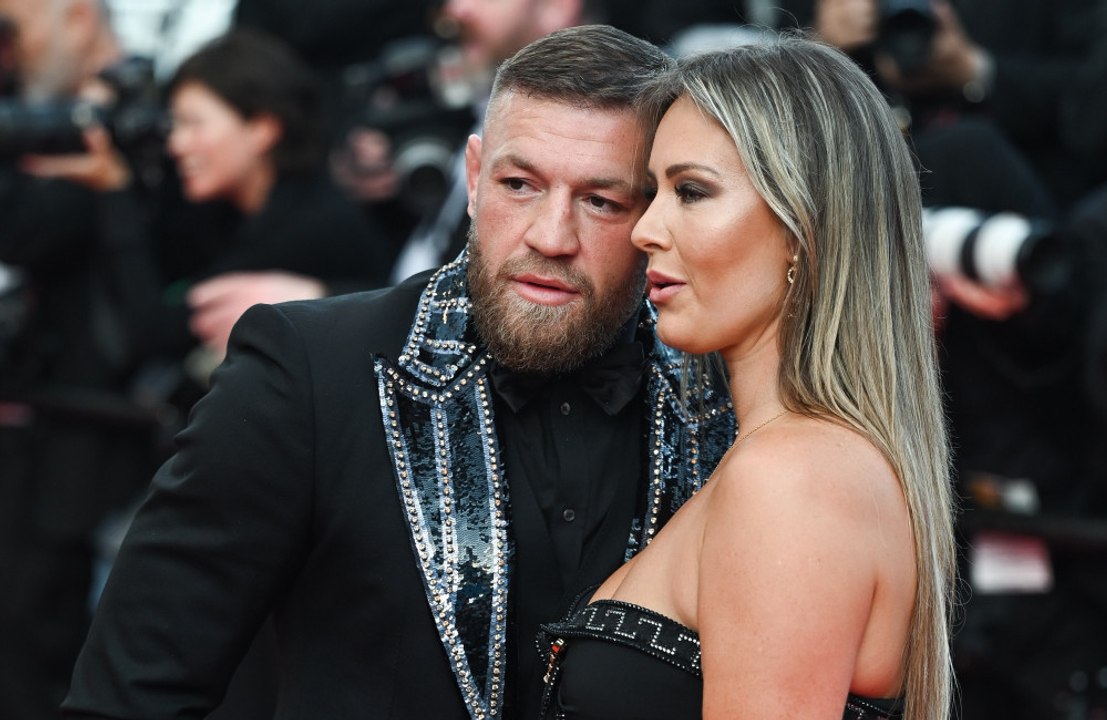 Conor McGregor y su prometida Dee Devlin  esperan su cuarto hijo