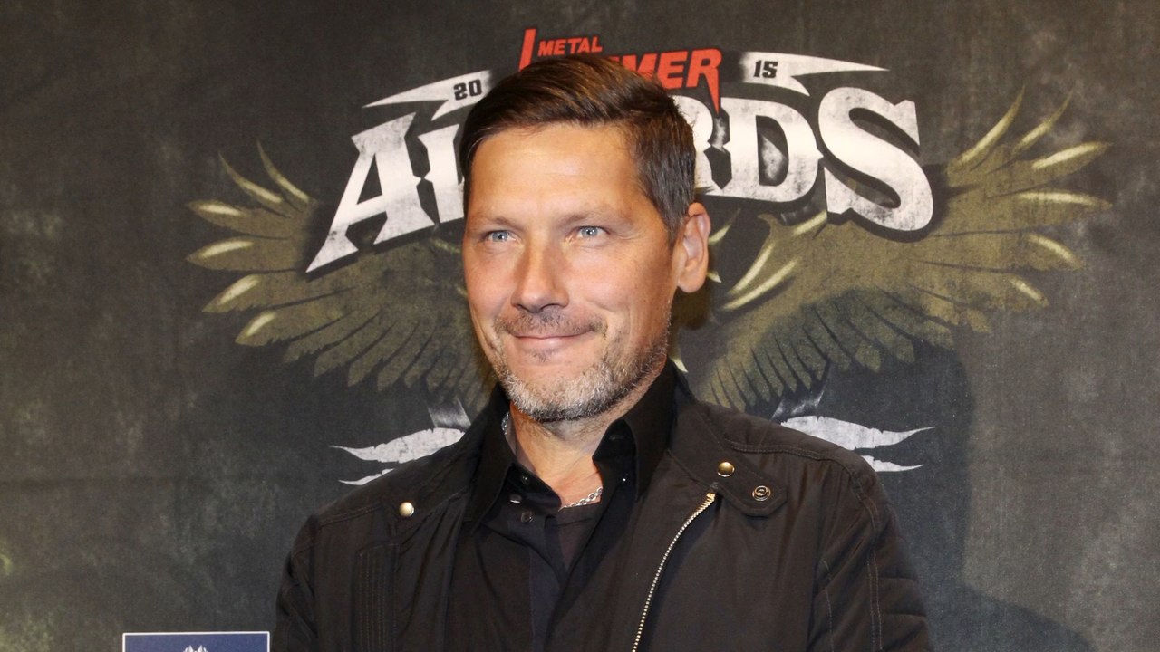 Rammstein-schlagzeuger packt aus: "till hat sich seine eigene blase geschaffen"